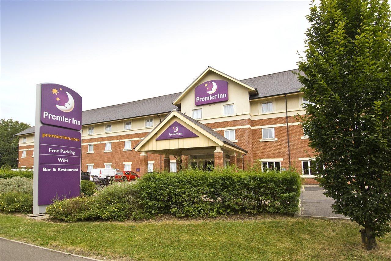 Premier Inn Gatwick Crawley Town West 외부 사진