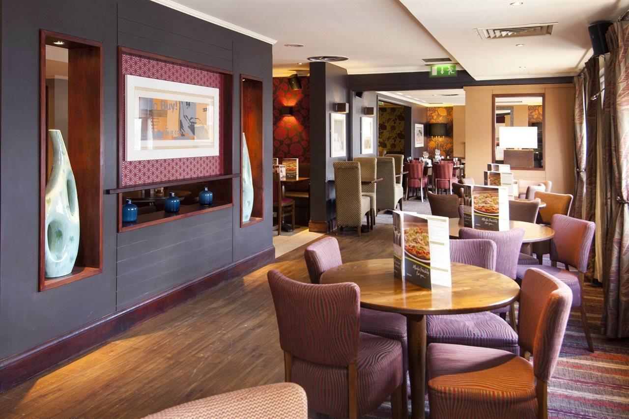 Premier Inn Gatwick Crawley Town West 외부 사진